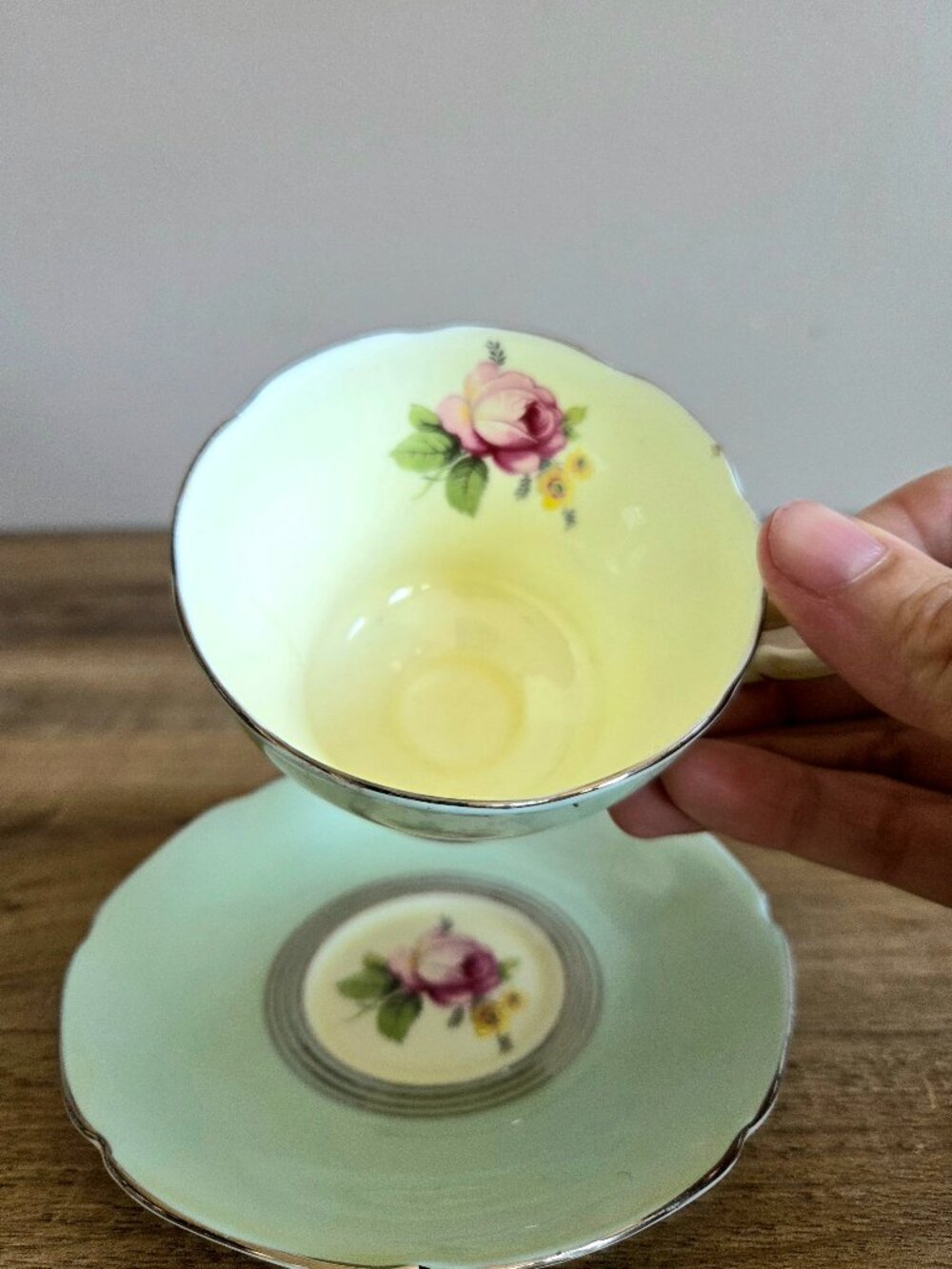 Paragon Vintage 1930s Fine Bone China England Green Cup w/Saucer AS IS
